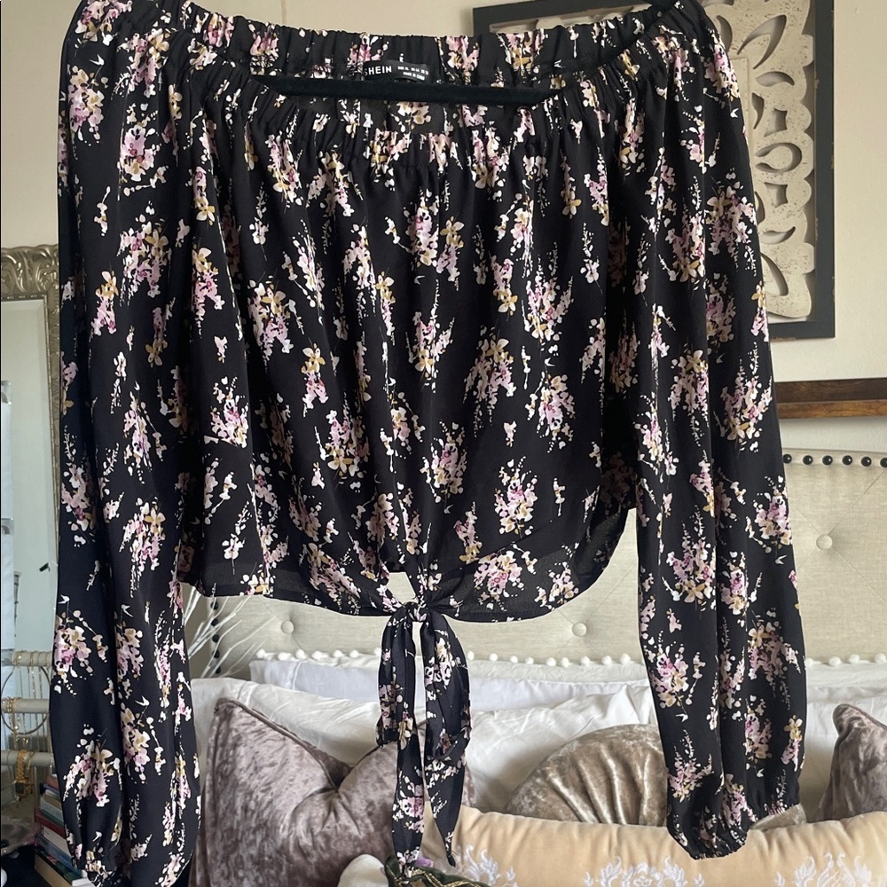 Shein|Floral Off-Shoulder Crop Black Top|XL|EUC - Picture 7 of 7